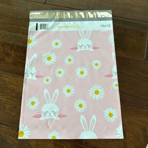 40 Pack - 10x13” Super Cute Easter Egg/Bunny Mix Poly Mailers - Picture 3 of 4
